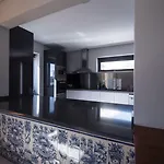 Caparica Hostel *